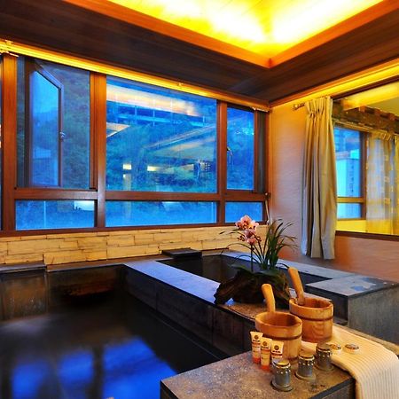 Chief Villa Hot Spring Resort Ренай Екстериор снимка