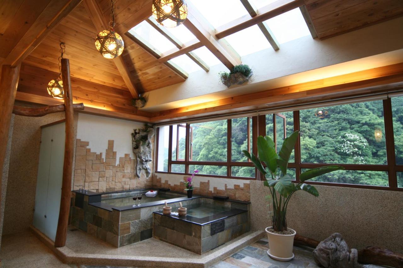 Chief Villa Hot Spring Resort Ренай Екстериор снимка