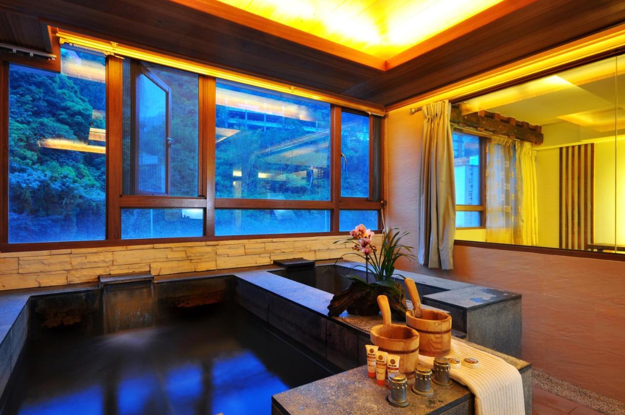 Chief Villa Hot Spring Resort Ренай Екстериор снимка