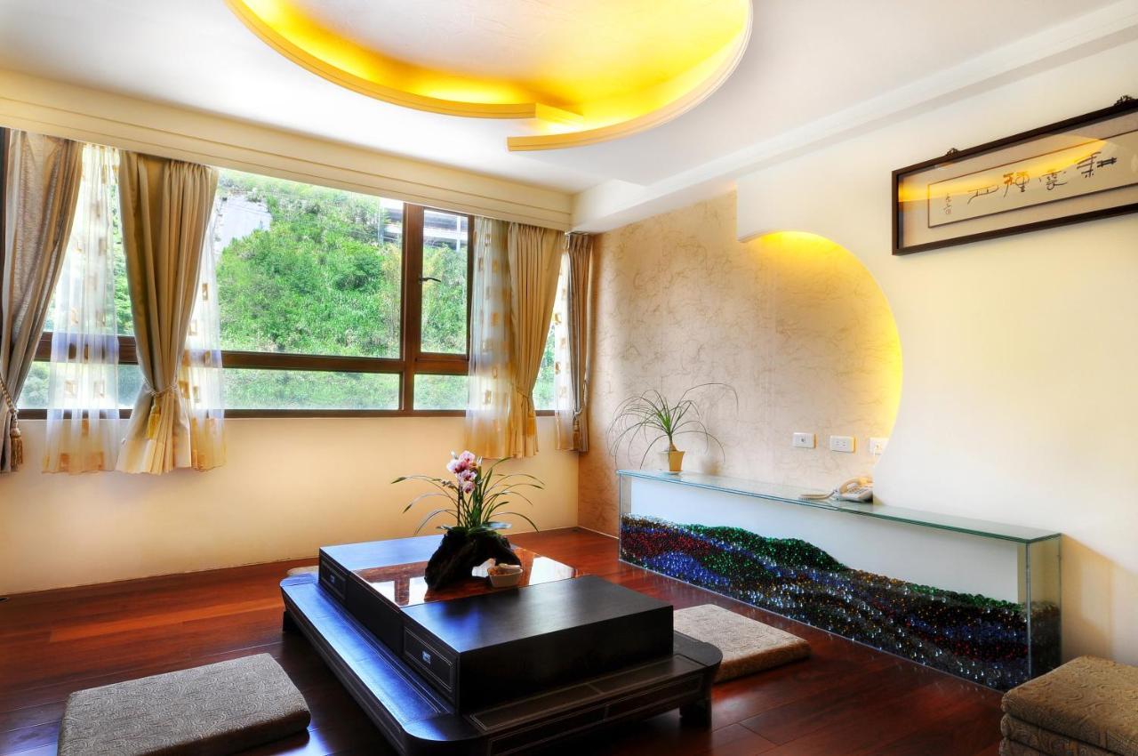 Chief Villa Hot Spring Resort Ренай Екстериор снимка